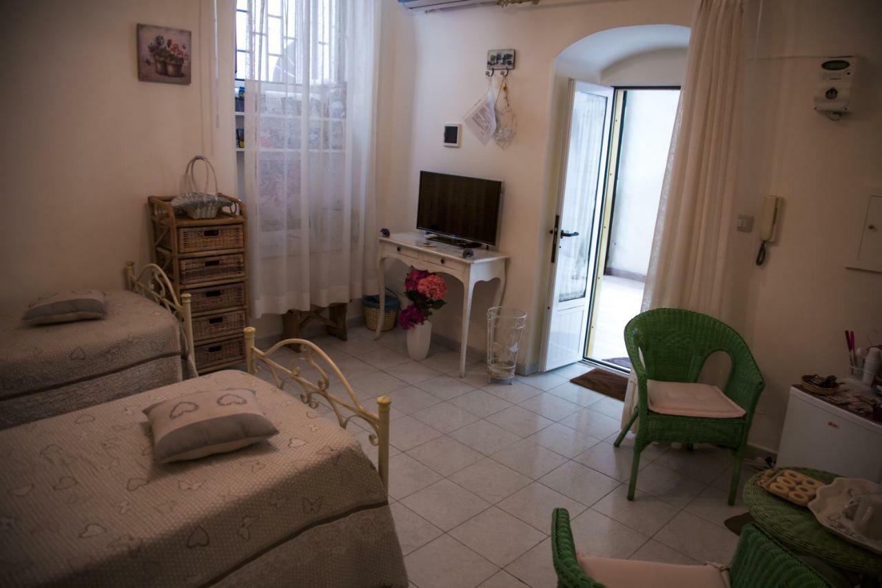 Paradiso San Vincenzo Bed & Breakfast *